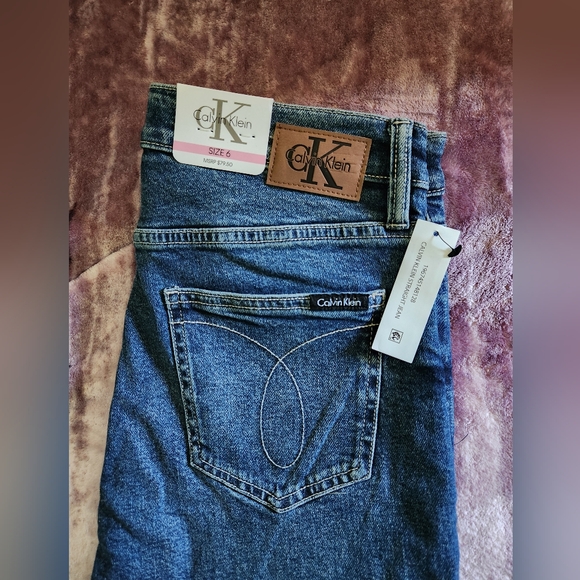 NWT Calvin Klein Jeans Vintage Straight High Rise Women's sz 6 - Picture 5 of 6